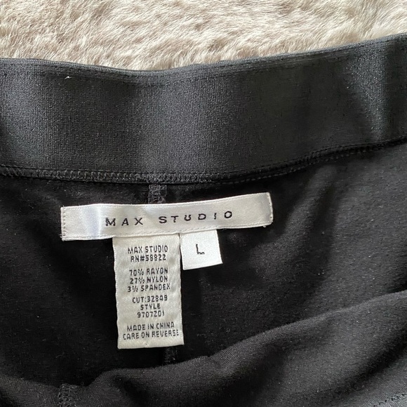 Straight black legging pant (thicker then yoga type pant)more dress pant weight - Picture 3 of 3